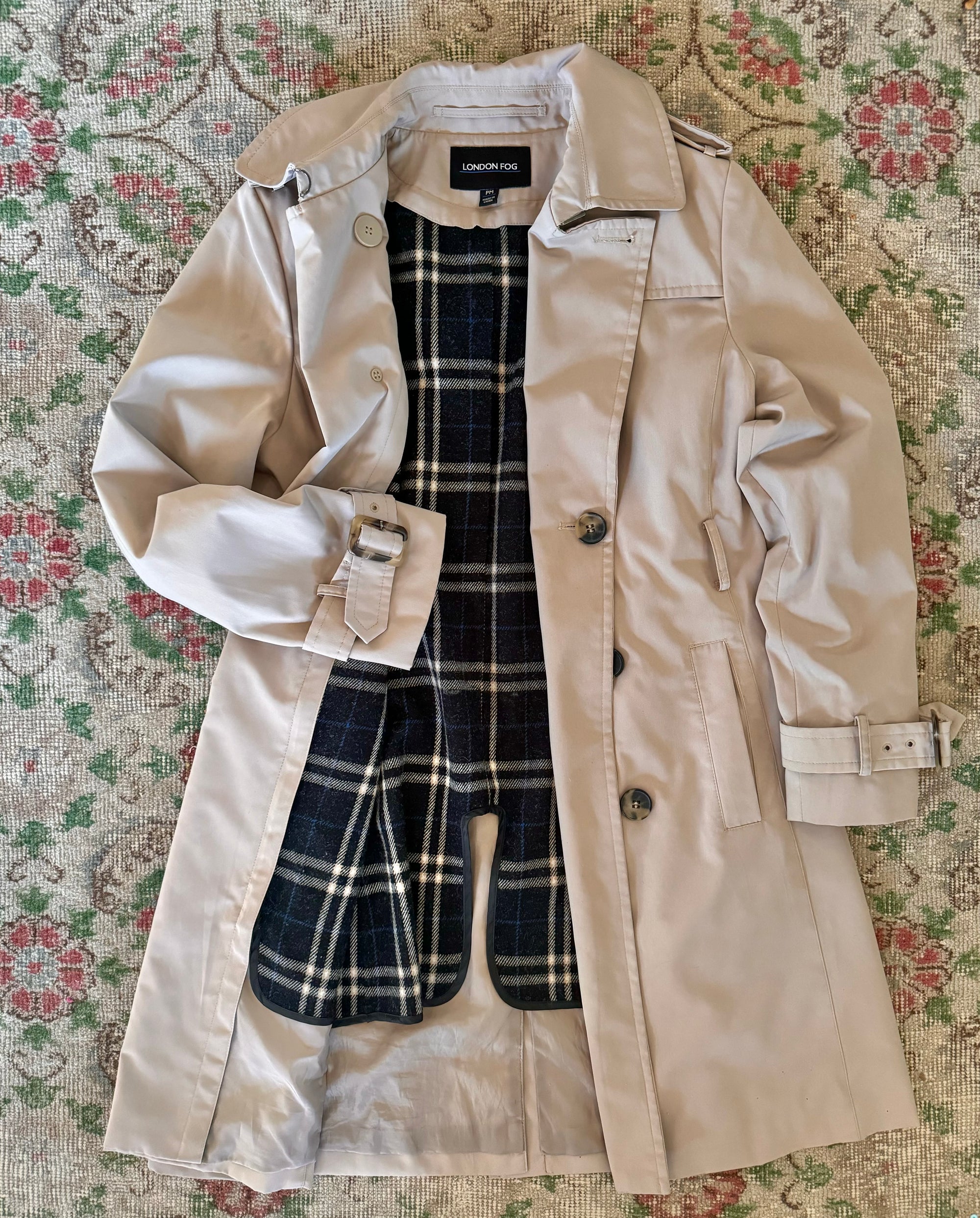 Secondhand Beige Trench Coat | LONDON FOG Size Petite M