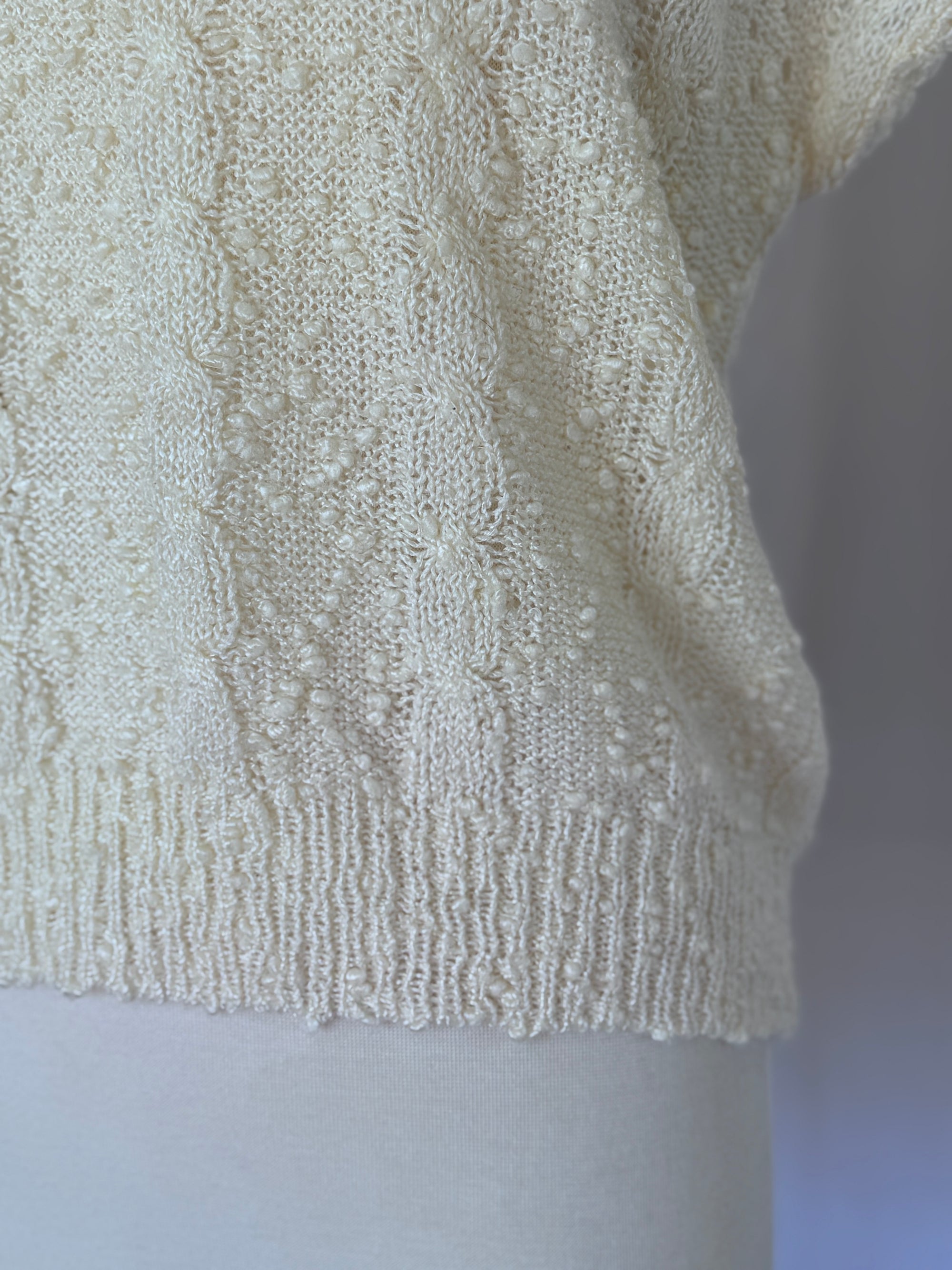 Vintage Textured Knit Top in Ivory | Size M/L